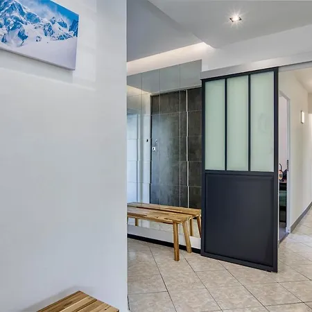 Appartement Coliving - Sahara Bedroom - Convenient & Near Cern