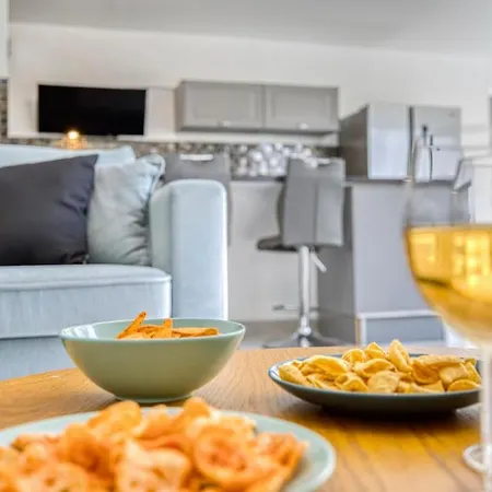 Coliving - Sahara Bedroom - Convenient & Near Cern * サン・ジュニ・プイイ